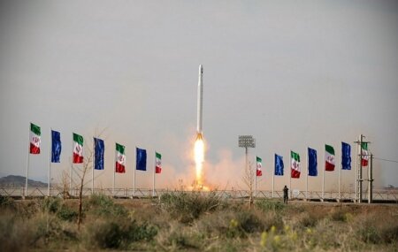 سپاه پاسداران اعلام کرد: پرتاب و استقرار موفق ماهواره «نور ۲» در فضا در مدار ۵۰۰ کیلومتری